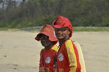 01 Mobor-Beach_and_Cavelossim-Beach,_Goa_DSC7361_b_H600